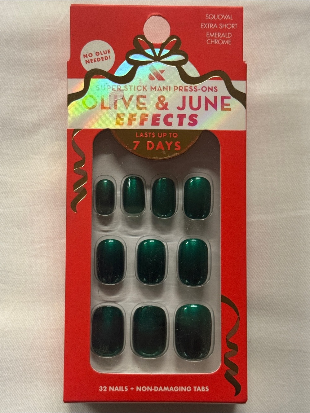 Olive and June Super Stick Mani Press On Nails in Emerald Chrome - Picture 3 of 9